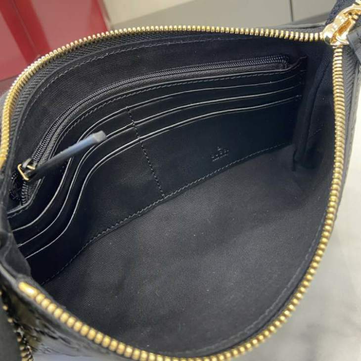 Picture of Gucci Handbags _SKUfw226621678fw